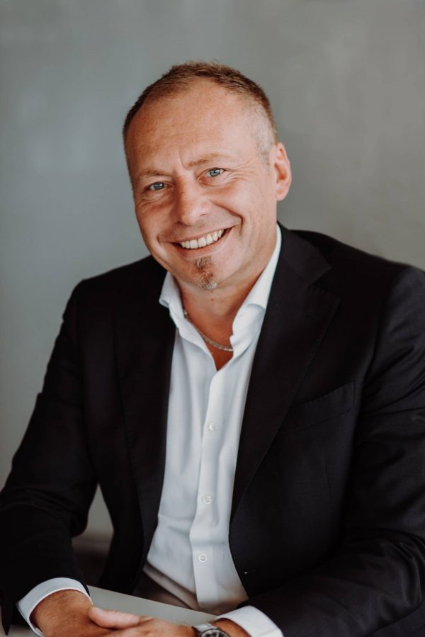 Uwe Stelzig, Managing Director DACH, IDnow