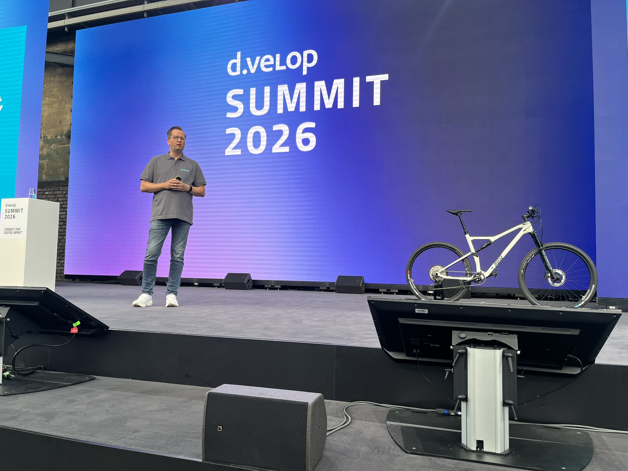 Nico Bäumer, CTO und Vorstand von d.velop bei seiner Keynote