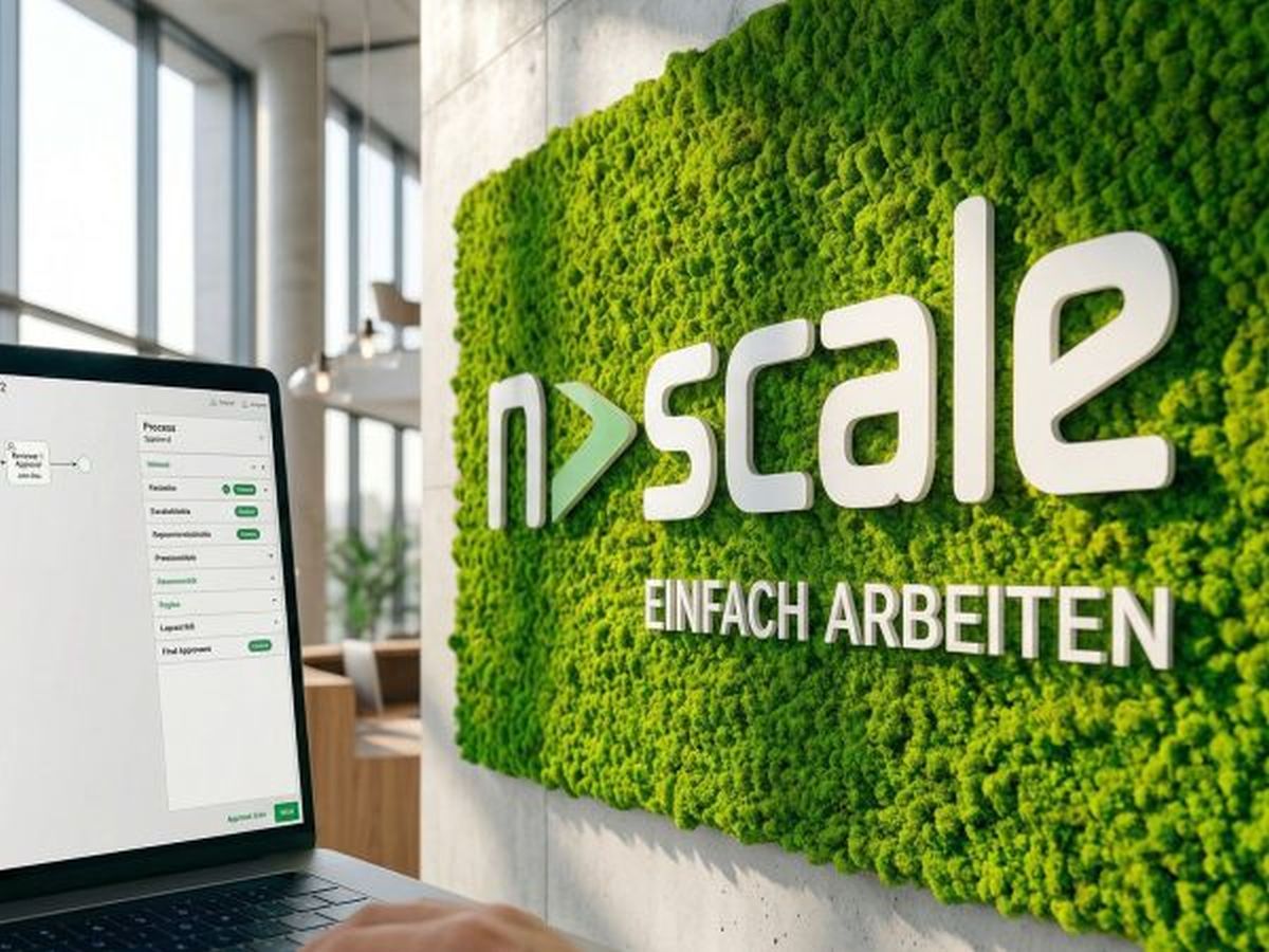 Mooswand mit Aufschrift nscale